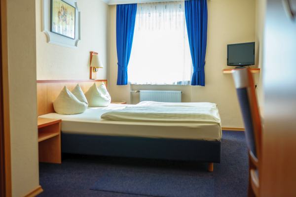 zur-laend-moosburg-doppelzimmer